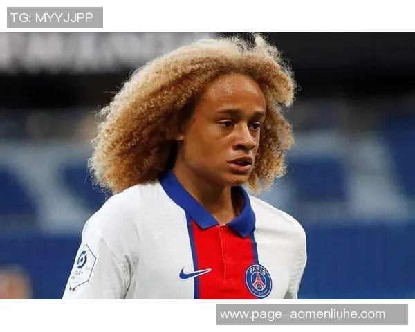 哈维西蒙斯:从青训新星到足坛闪耀之星的成长之路 哈维西蒙斯:从青训新星到足坛闪耀之星的成长之路