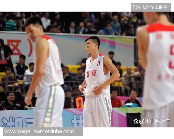 广东男篮与广厦精彩对决回放全场比赛精彩瞬间回顾 广东男篮与广厦精彩对决回放全场比赛精彩瞬间回顾